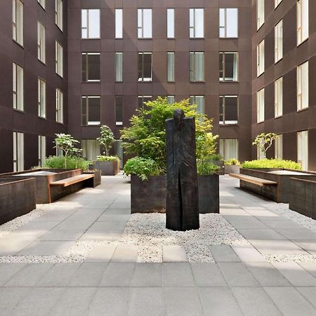 Comwell Copenhagen Portside Dolce By Wyndham Hotel Exterior foto "The courtyard of the building"