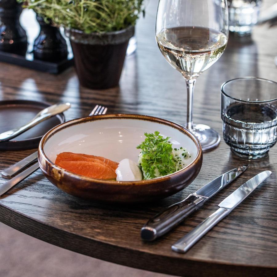 Comwell Copenhagen Portside Dolce By Wyndham Hotel Exterior foto "The table is set for dinner"